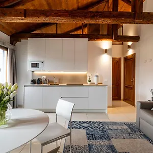 Vivaldi R&r , Venice Italy