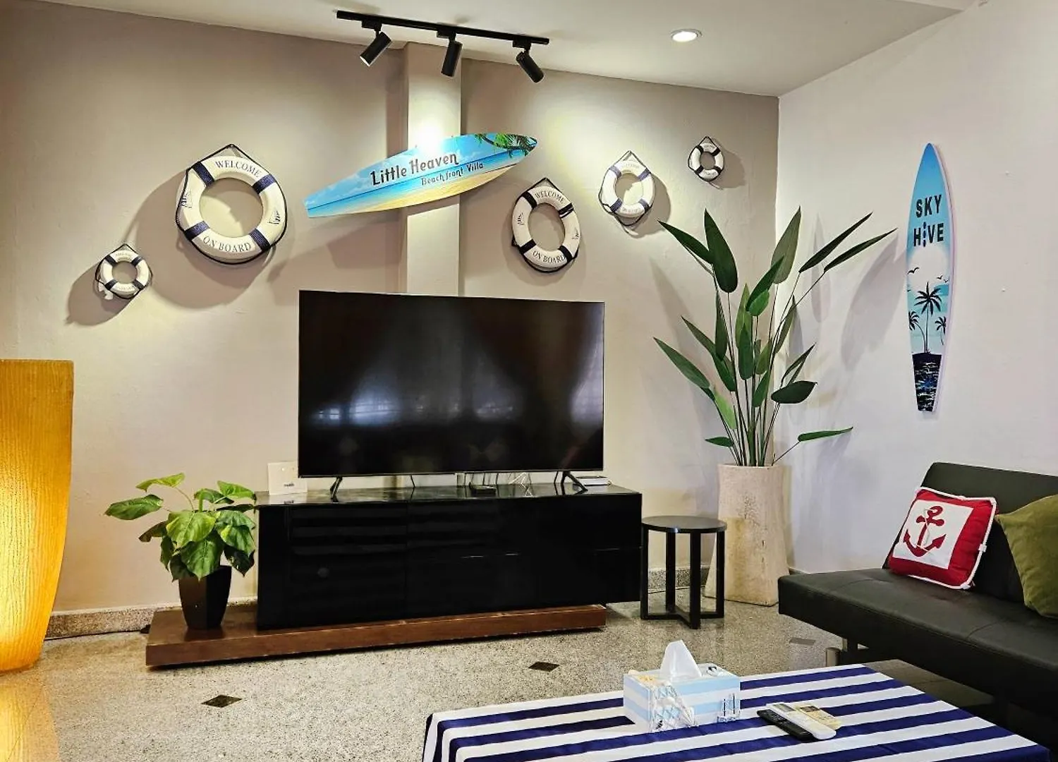 Villa Little Heaven By Sky Hive, A Beach Front Bungalow Tanjung Bungah  Malaysia