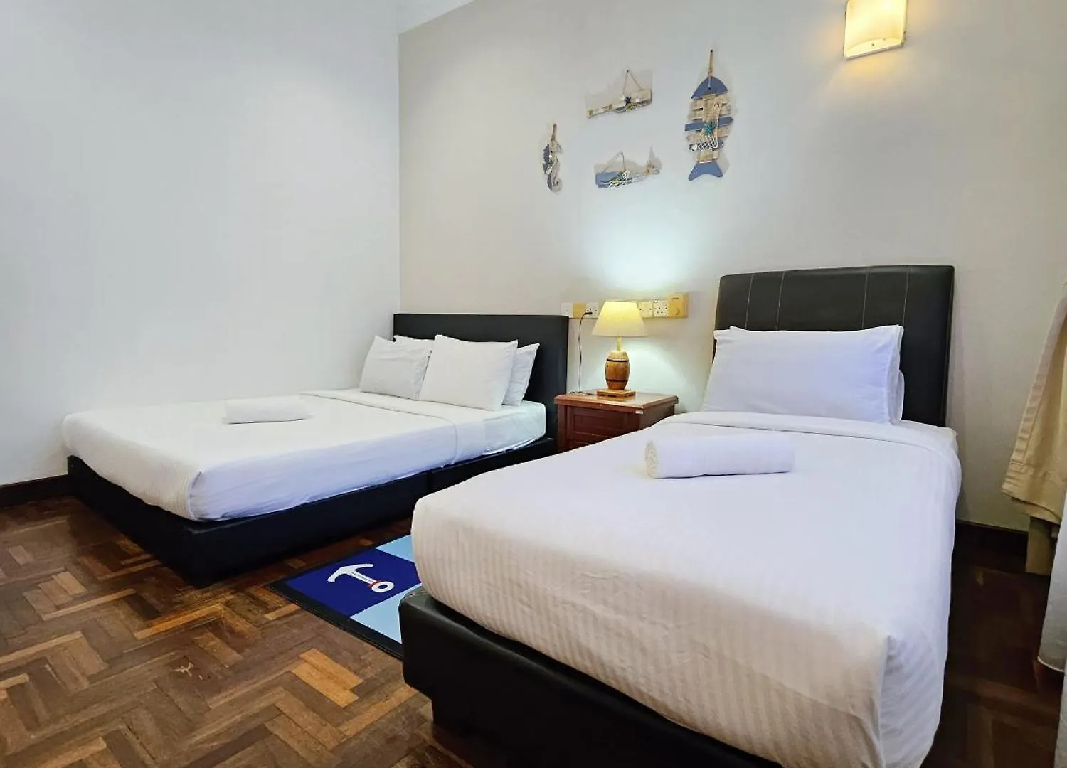 Little Heaven By Sky Hive, A Beach Front Bungalow Tanjung Bungah  0*, Tanjung Bungah (Penang)
